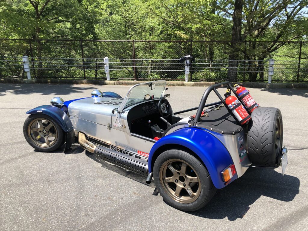 特選中古車スーパーセブン