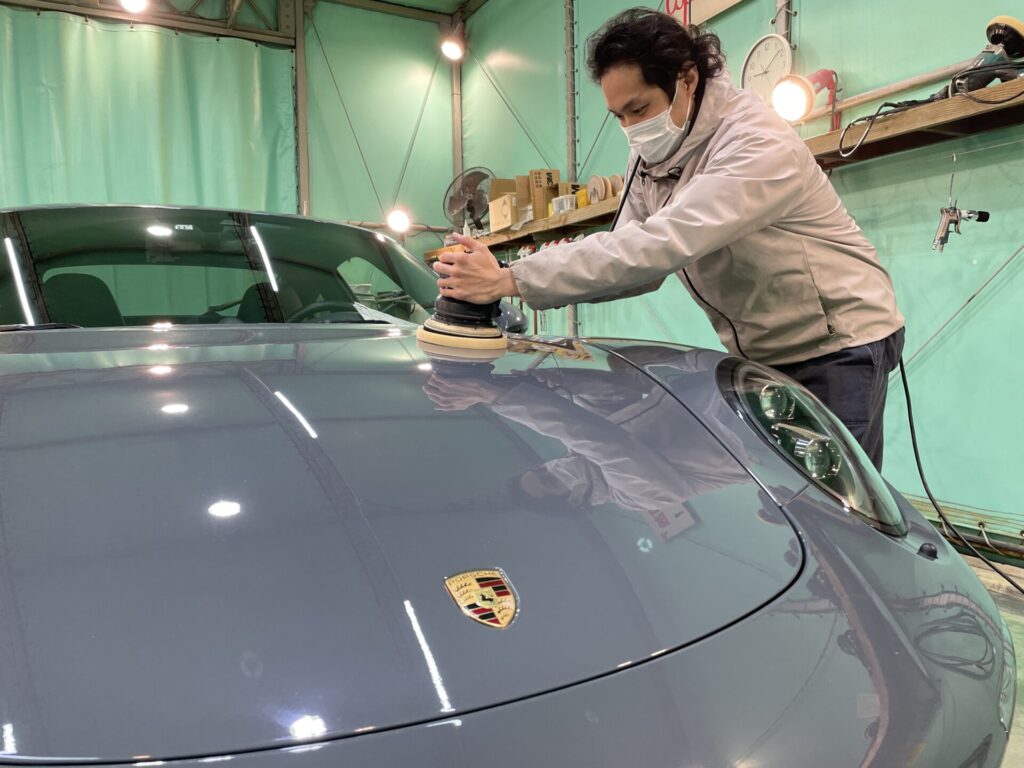 神戸・大阪ガラスコーティング専門店エスプリジャパン　PORSCHE・９１１carreraGTSにガラスコーティングメンテナンス施工致しました。