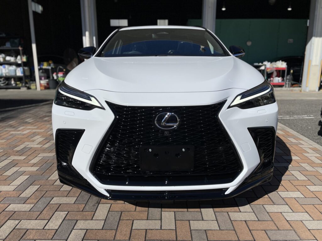 神戸・大阪ガラスコーティング専門店エスプリジャパンLEXUS・NX450h＋にガラスコーティング施工致しました。