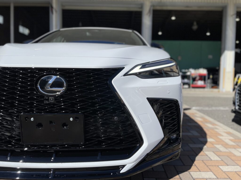 神戸・大阪ガラスコーティング専門店エスプリジャパンLEXUS・NX450h＋にガラスコーティング施工致しました。