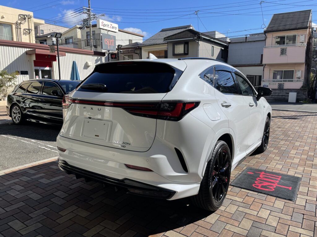 神戸・大阪ガラスコーティング専門店エスプリジャパンLEXUS・NX450h＋にガラスコーティング施工致しました。