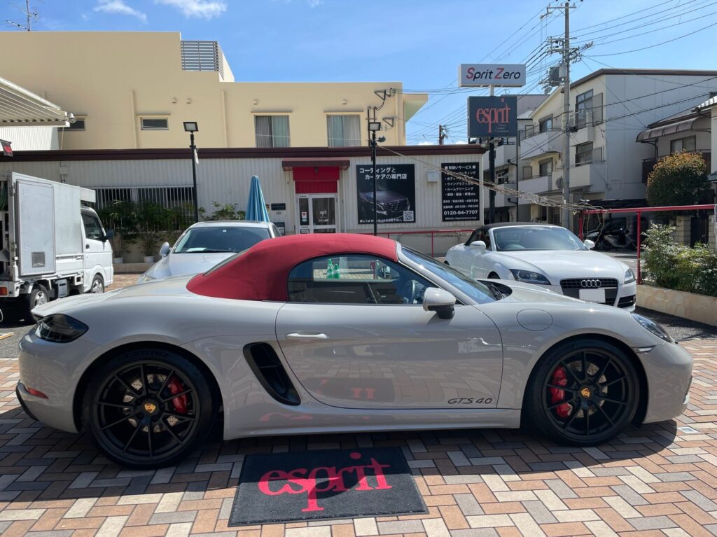 神戸・大阪ガラスコーティング専門店エスプリジャパン　PORSCHE・７１８ボクスターにガラスコーティング施工致しました。