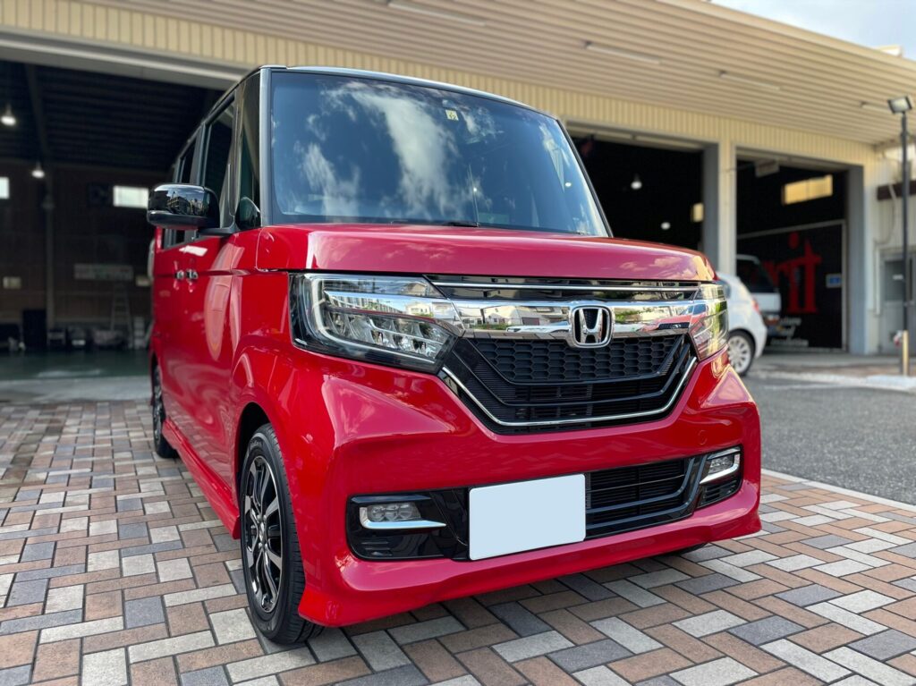 神戸・大阪ガラスコーティング専門店エスプリジャパンHONDA・N-BOXにガラスコーティング施工致しました。