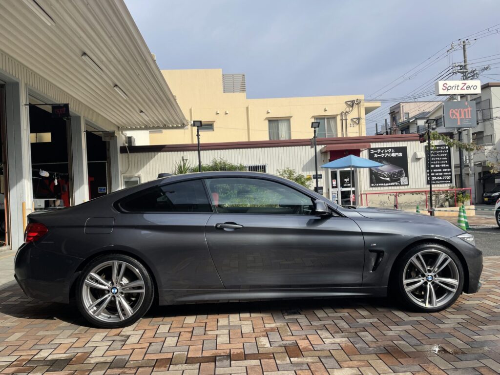 神戸・大阪ガラスコーティング専門店エスプリジャパンBMW4クーペにガラスコーティング施工致しました。