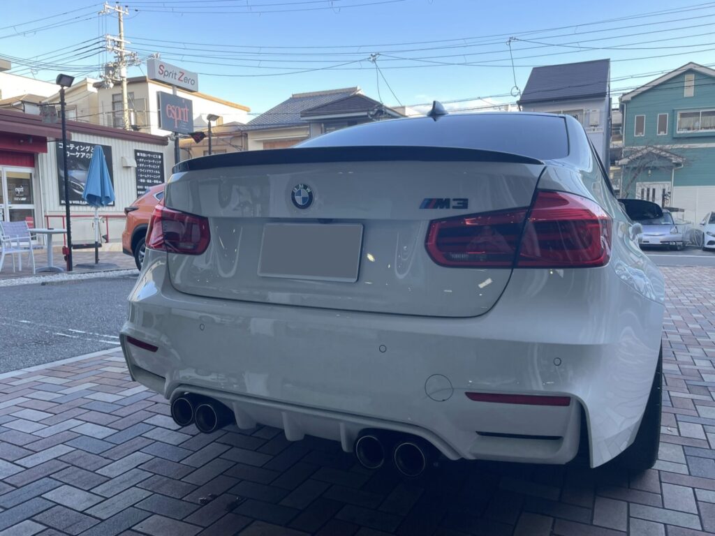 神戸・大阪ガラスコーティング専門店エスプリジャBMWM3にガラスコーティング施工致しました。