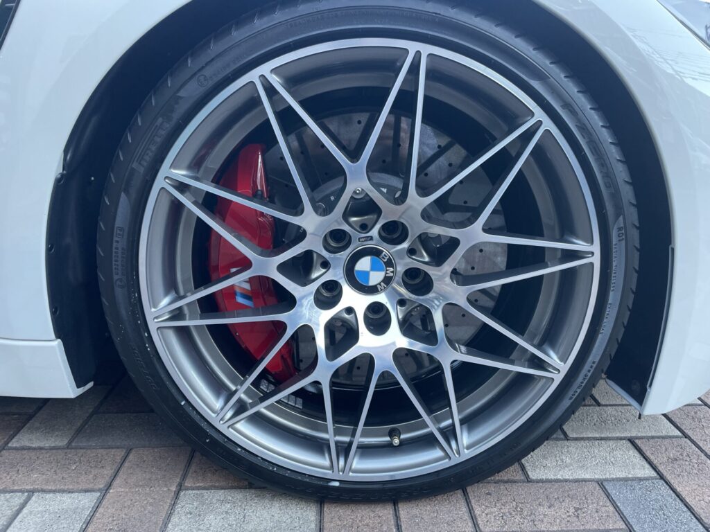 神戸・大阪ガラスコーティング専門店エスプリジャBMWM3にガラスコーティング施工致しました。